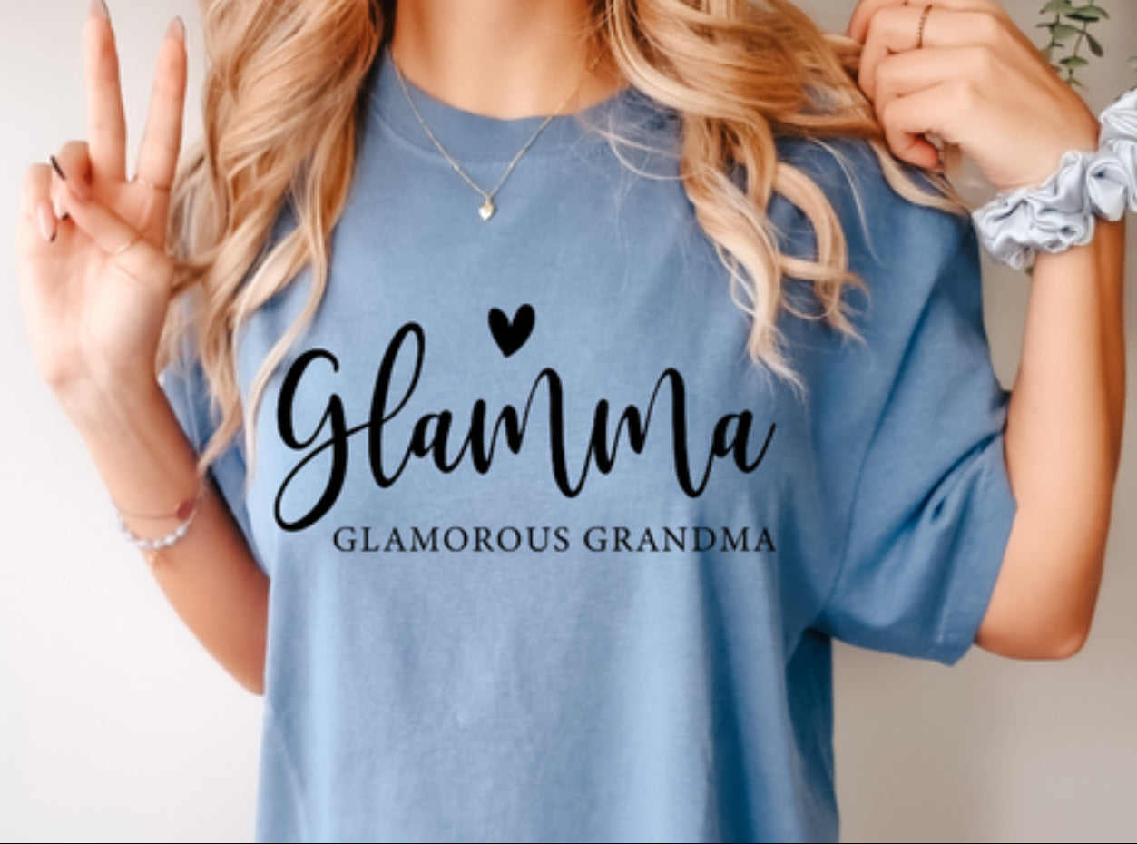 Glamma Graphic T-Shirt – Glamorous Grandma Tee